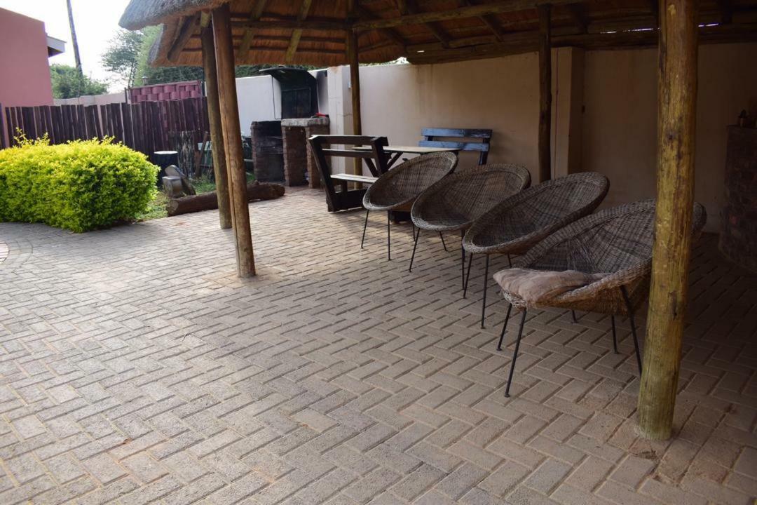 Skyhawk Guesthouse Gaborone Luaran gambar